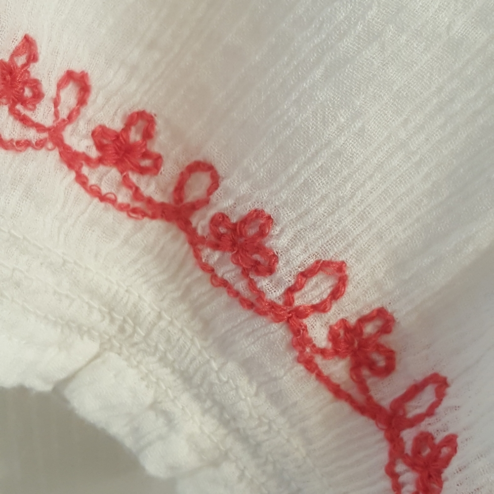 Bandolino Short Sleeve White Blause - Picture 10 of 10